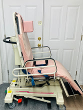 Load image into Gallery viewer, WY&#39;EAST Medical TotaLift 2 Patient Transfer Chair