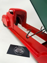 Load image into Gallery viewer, Vintage 1940s Louis MARX Pressed Steel Dump Truck
