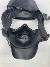 Load image into Gallery viewer, US Military Issue Avon M50 CBRN Gas Mask-Medium